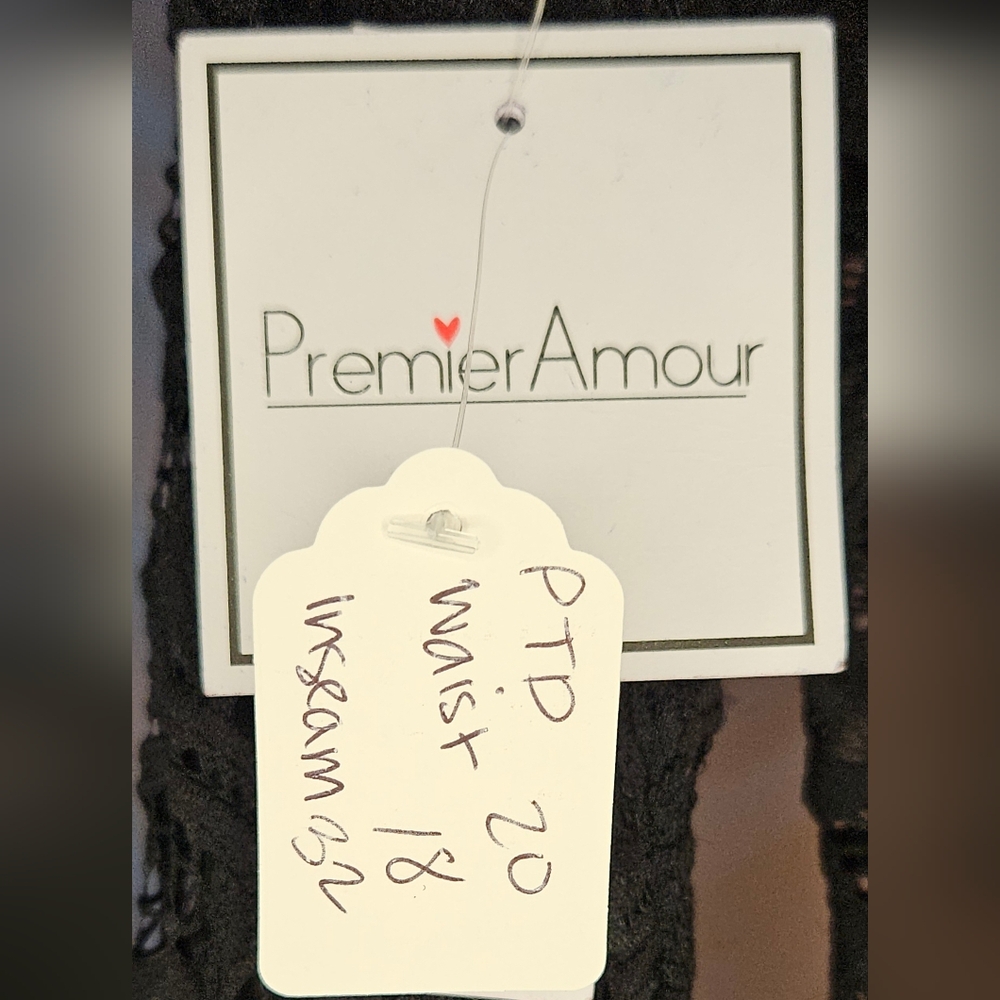 Premier Amour Chic Black Lace V-Neck Wide Leg Jumpsuit - Picture 7 of 11